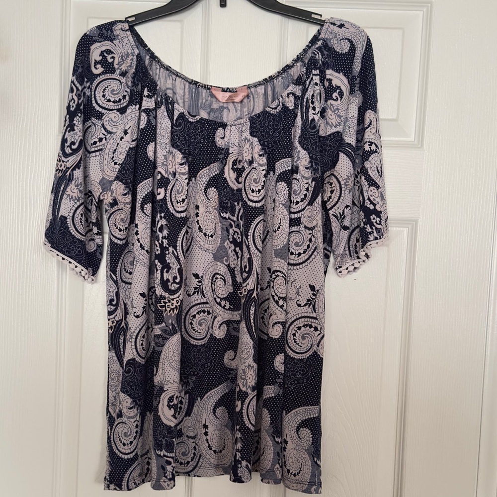 S/S Women’s 2X Paisley Print Boho Blouse Blue Cream Flowy Top Plus Size
